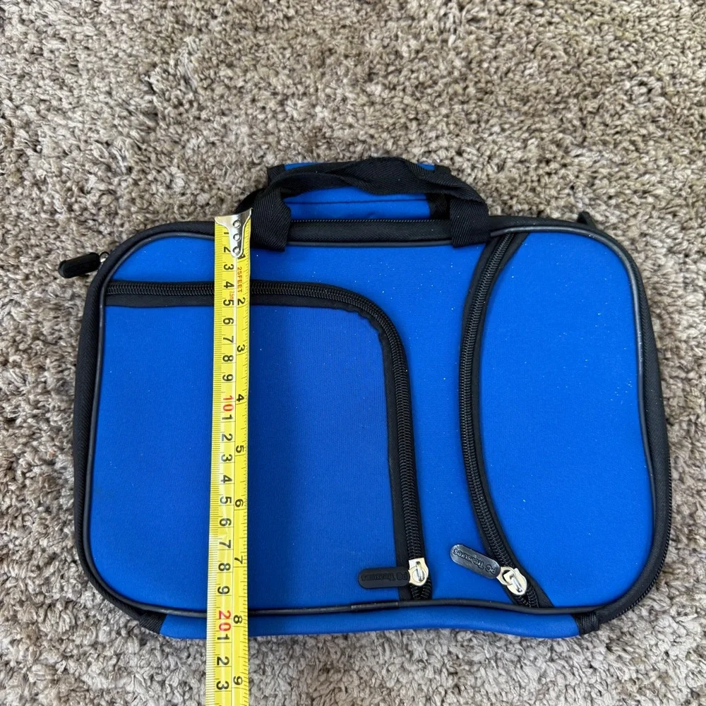 Targus Blue iPad Air 2 case with Black Trim